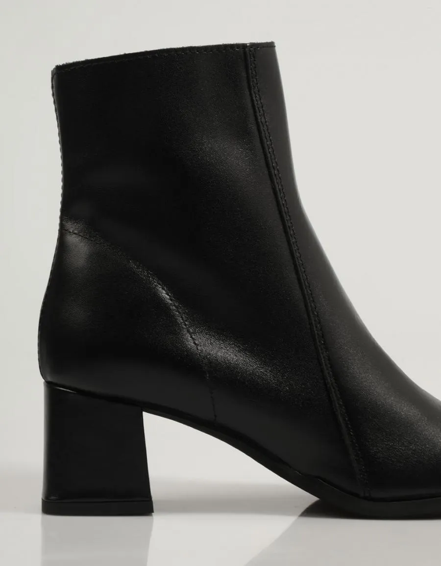  ankle boots REBECCA HOPE 2788 en Black 83510