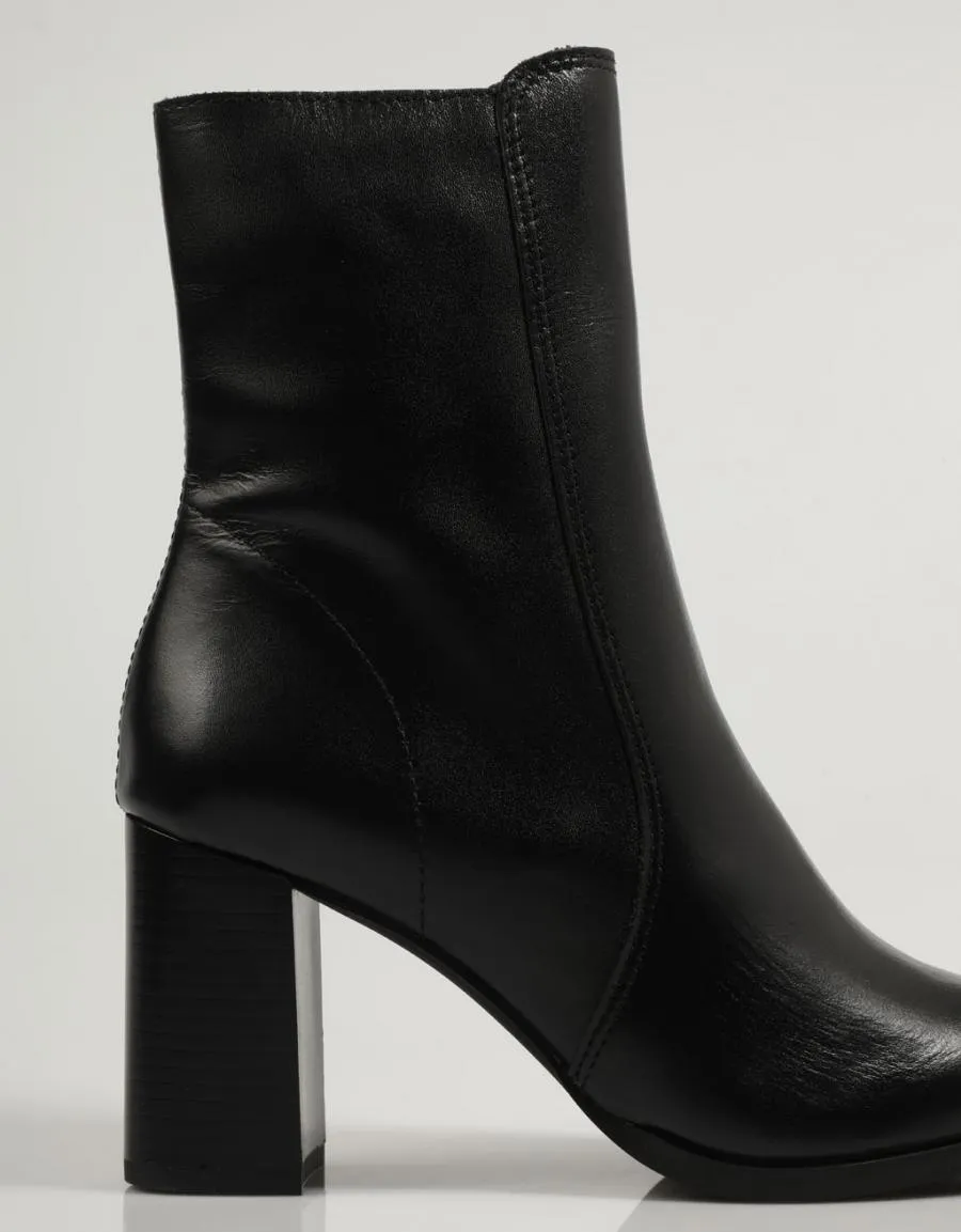  ankle boots REBECCA HOPE 4008 en Black 83511