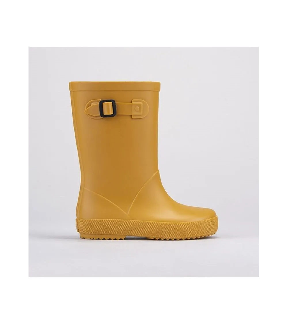 BOTAS DE AGUA SPLASH IGOR MOSTAZA