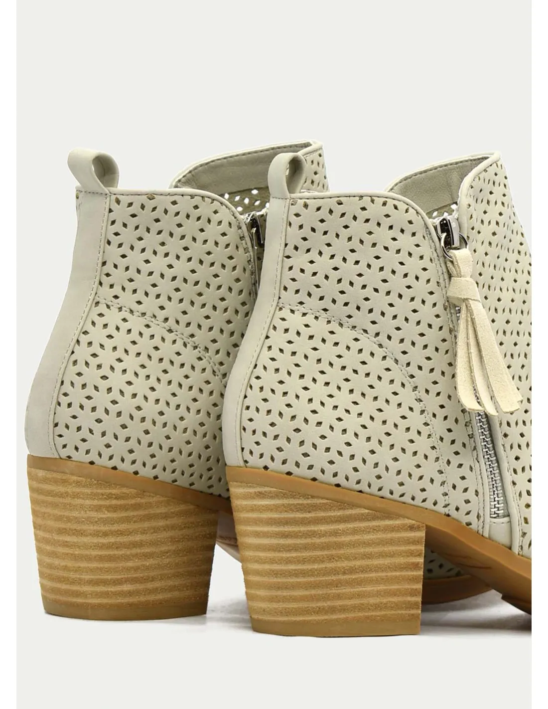 BOTAS Y BOTINES REFRESH 170572 HIELO 