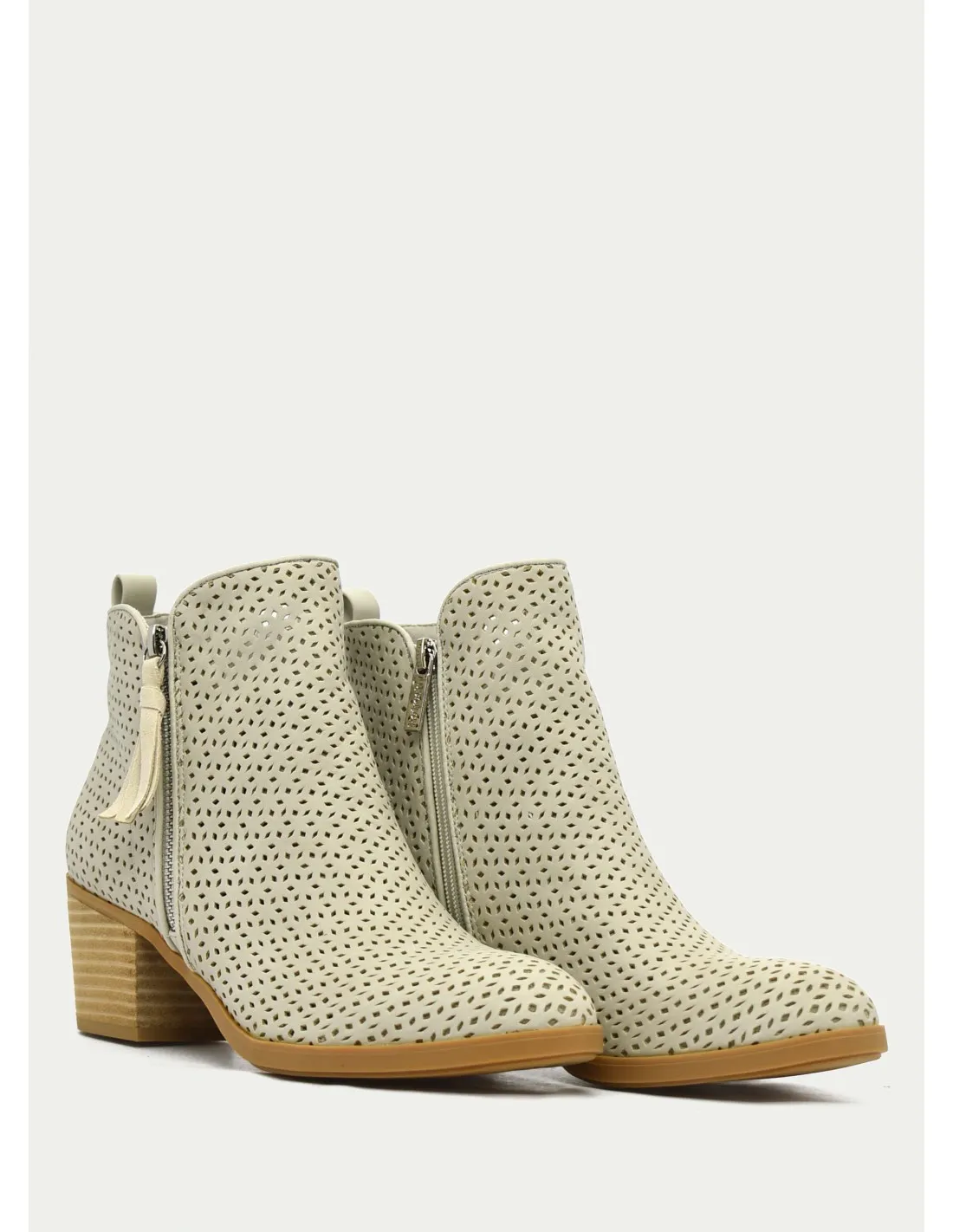 BOTAS Y BOTINES REFRESH 170572 HIELO 