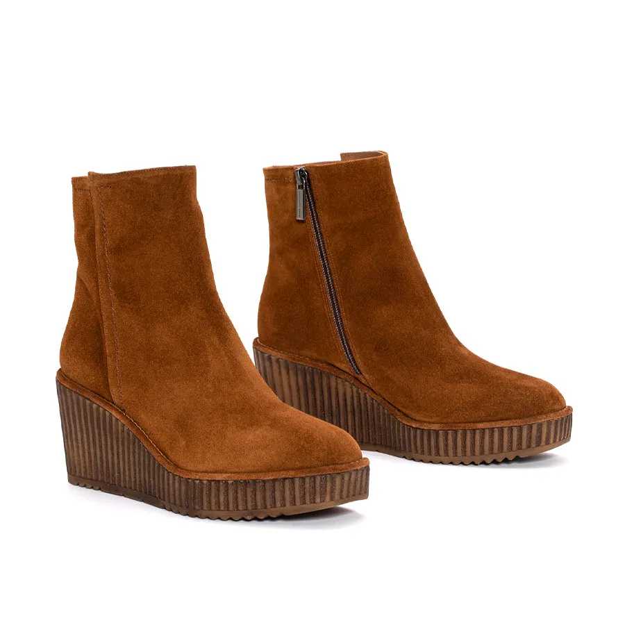 BOTIN PLATAFORMA CLAUDIA VELOUR CUERO