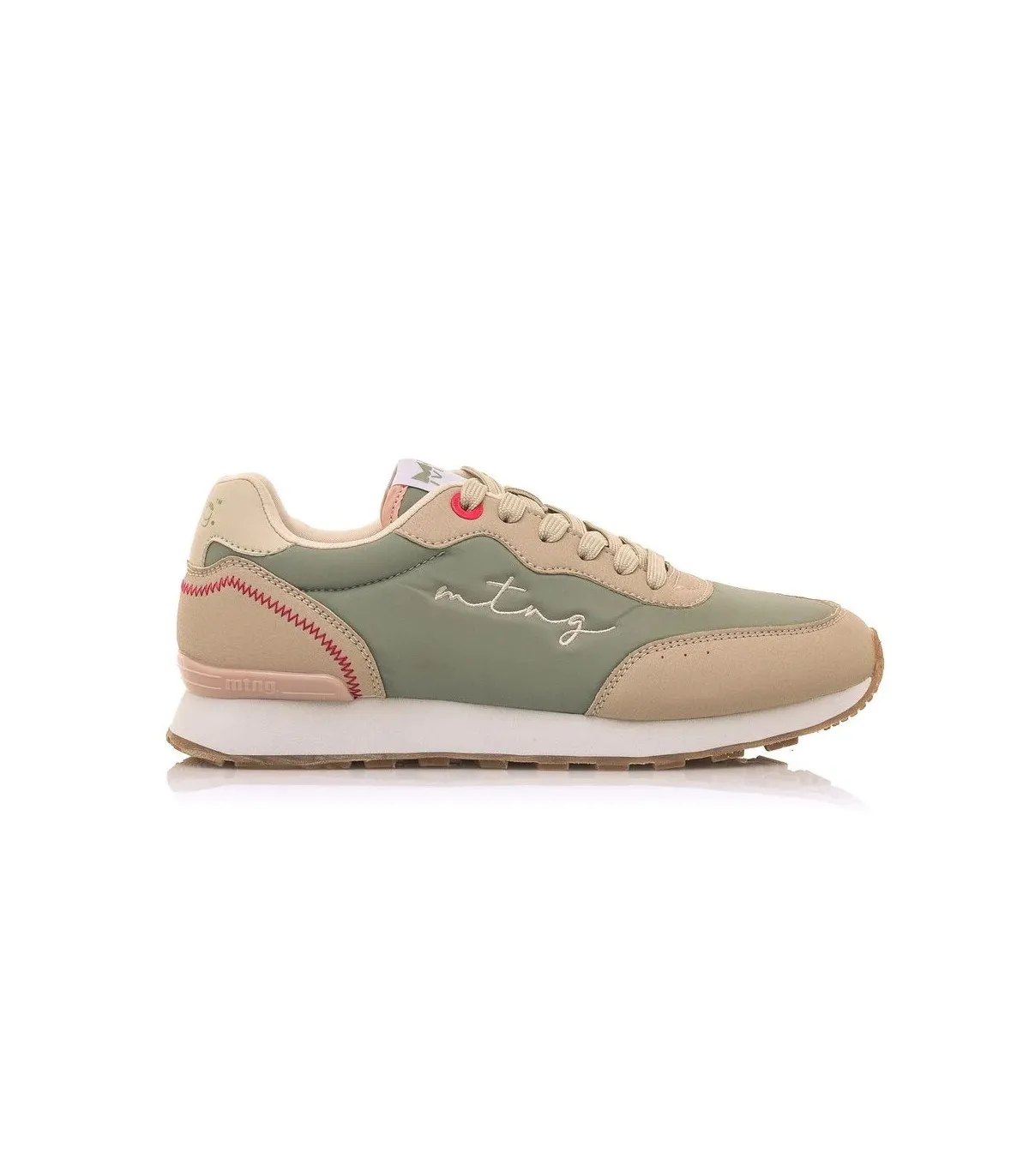 Deportivo verde con cordones