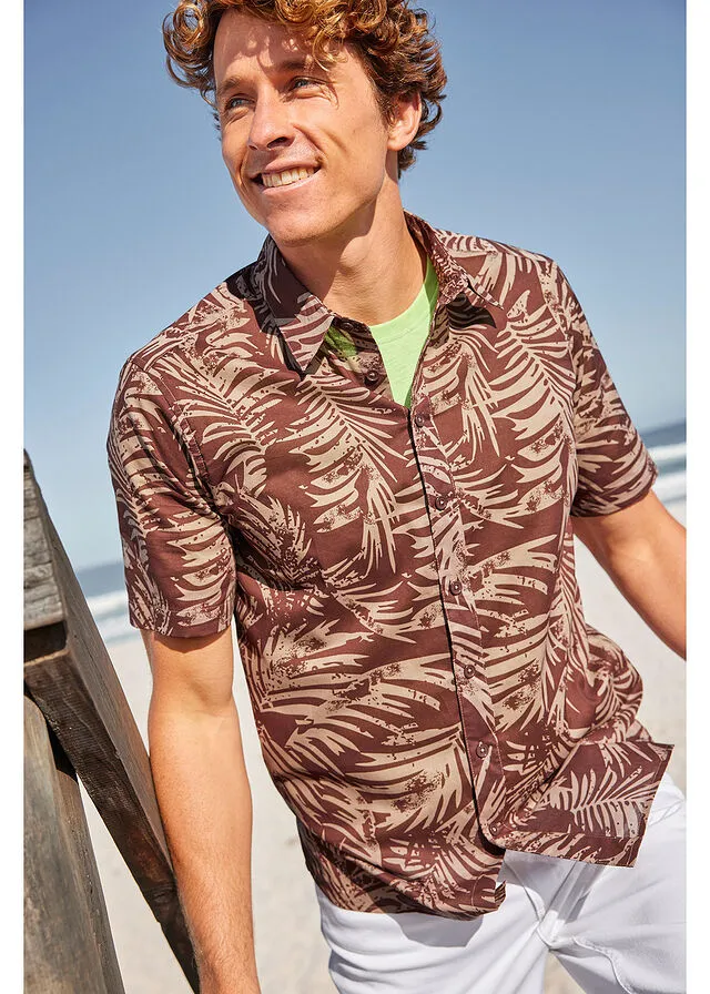 Ligera camisa de manga corta Marrón tierra