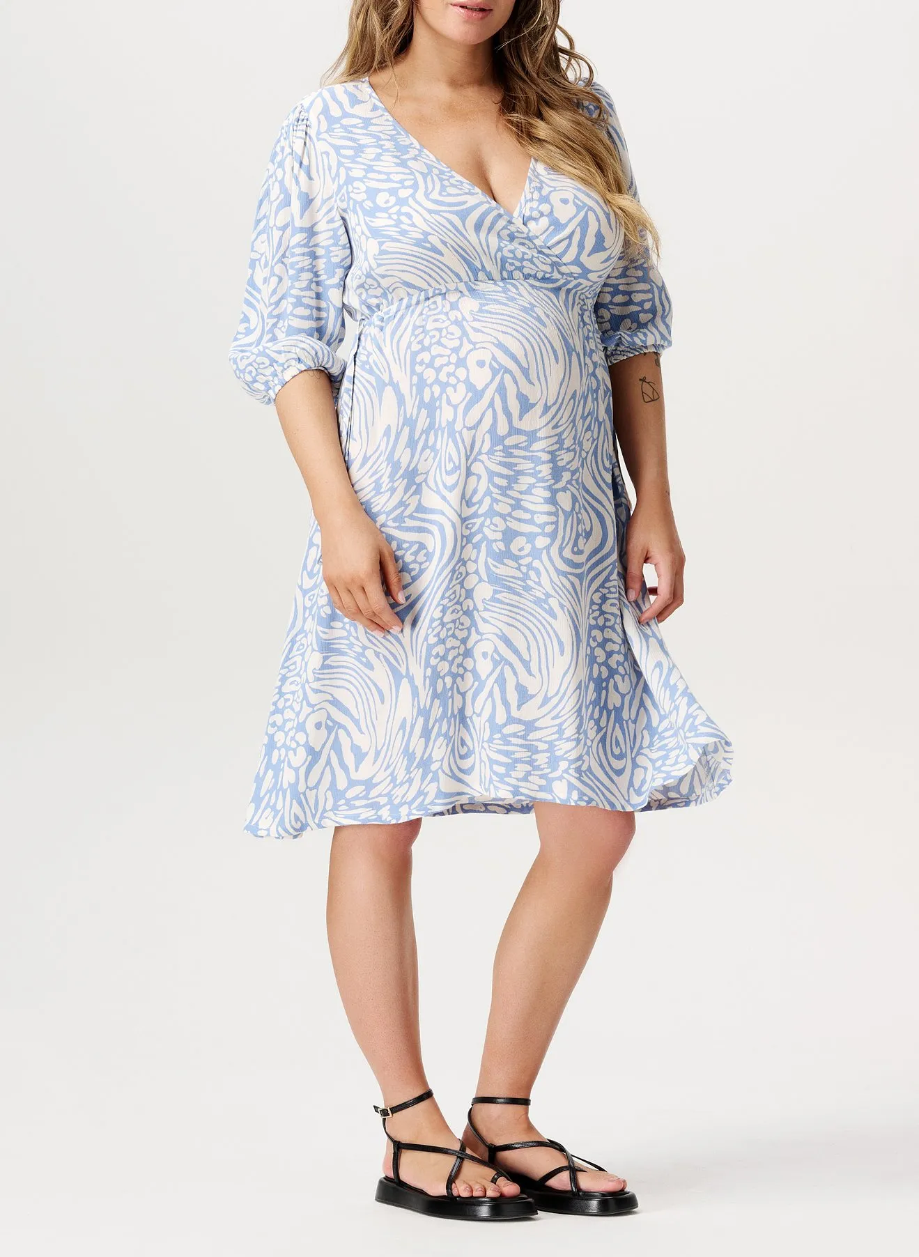 NOPPIES KEARA  VESTIDO CORTO ESTAMPADO EN AZUL