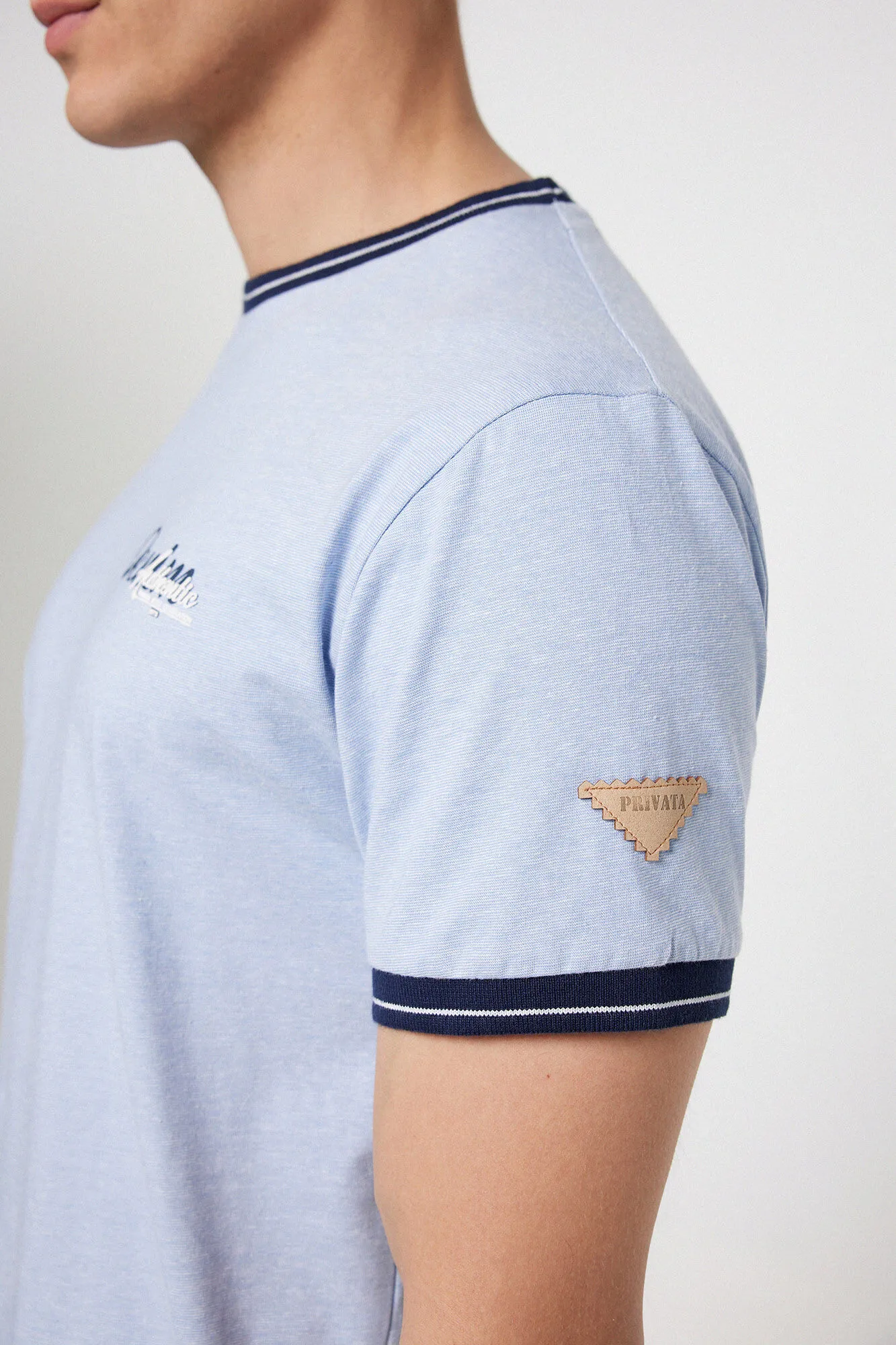 Privata Camiseta manga corta ribeteada