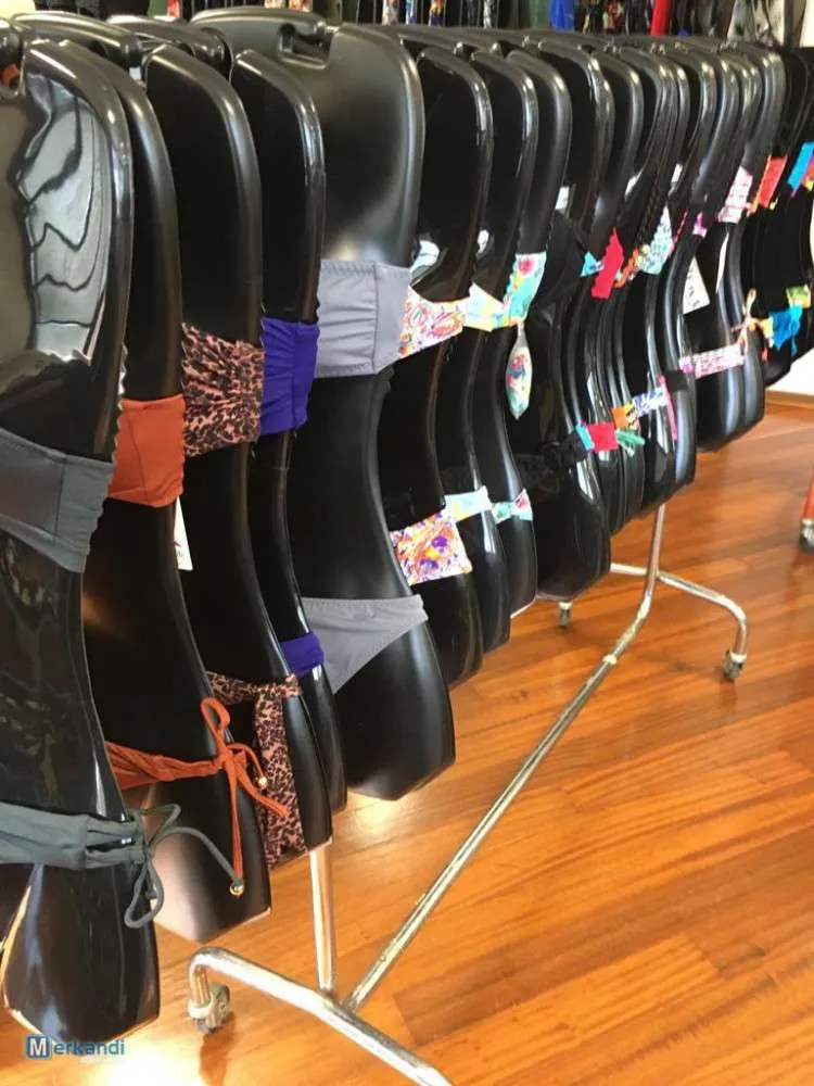 Ropa de stock en trajes de baño, Ropa de stock, Nuevos estilos en trajes de baño