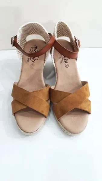 sandalia bnk  cuña tiras camel
