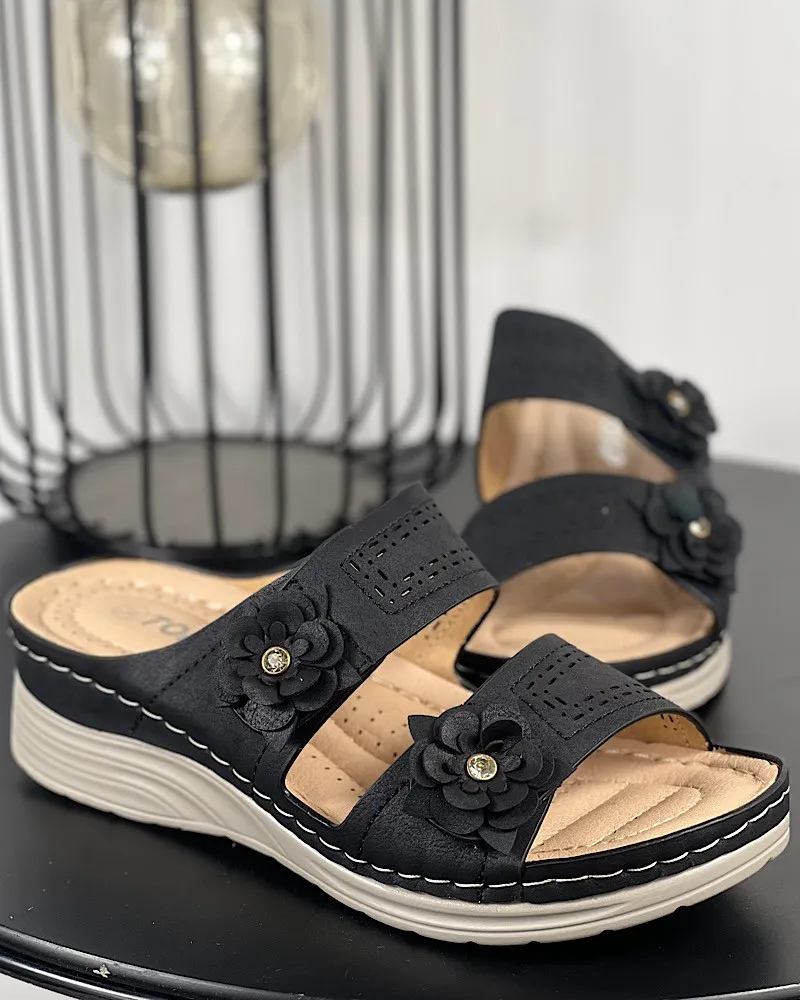 SANDALIA DE MUJER CON VELCROS