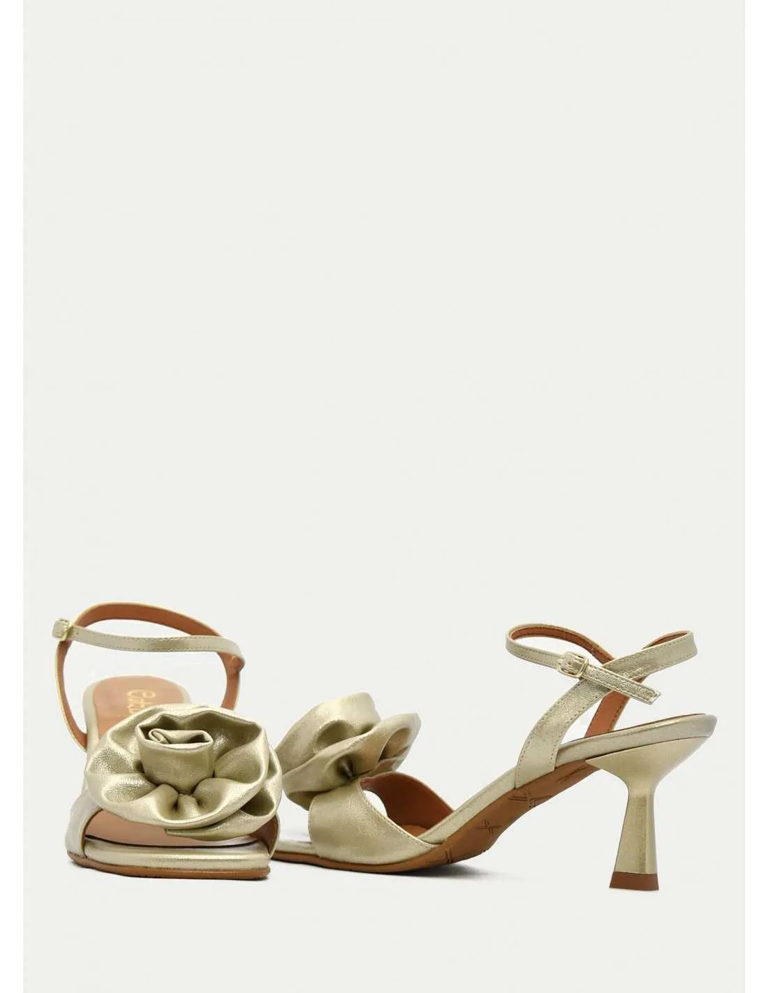 SANDALIAS DANIELA VEGA 2560 PLATINO 