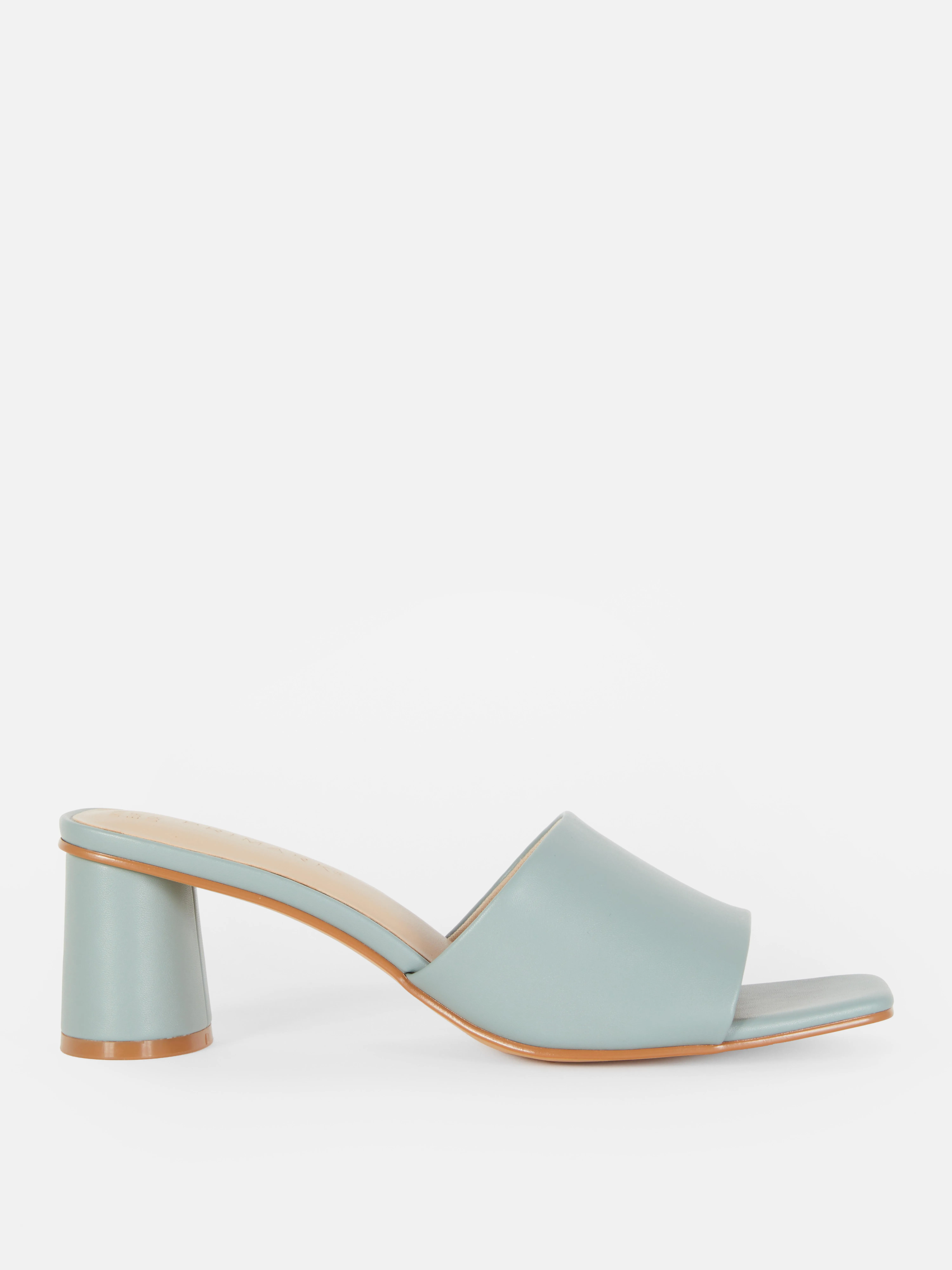 Sandalias de tacón grueso