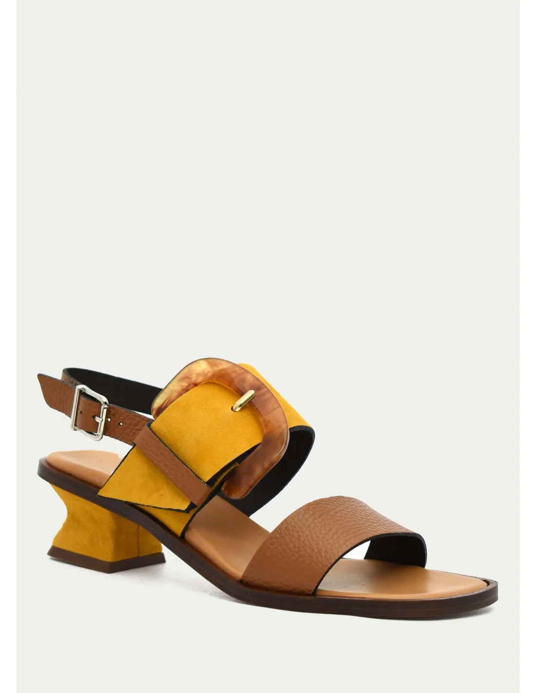 SANDALIAS PLUMERS 3665 MOSTAZA 