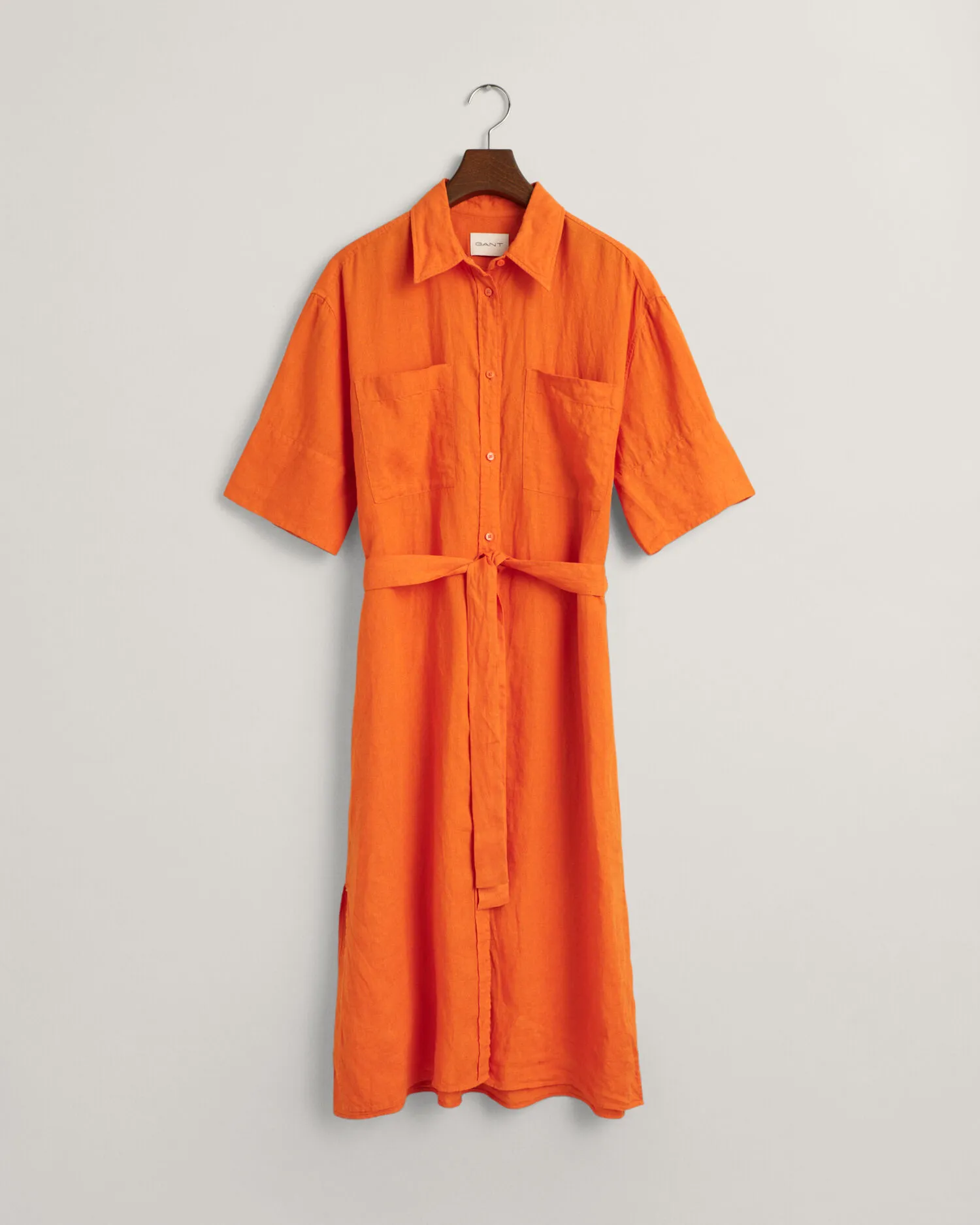 Vestido camisero de manga corta de lino