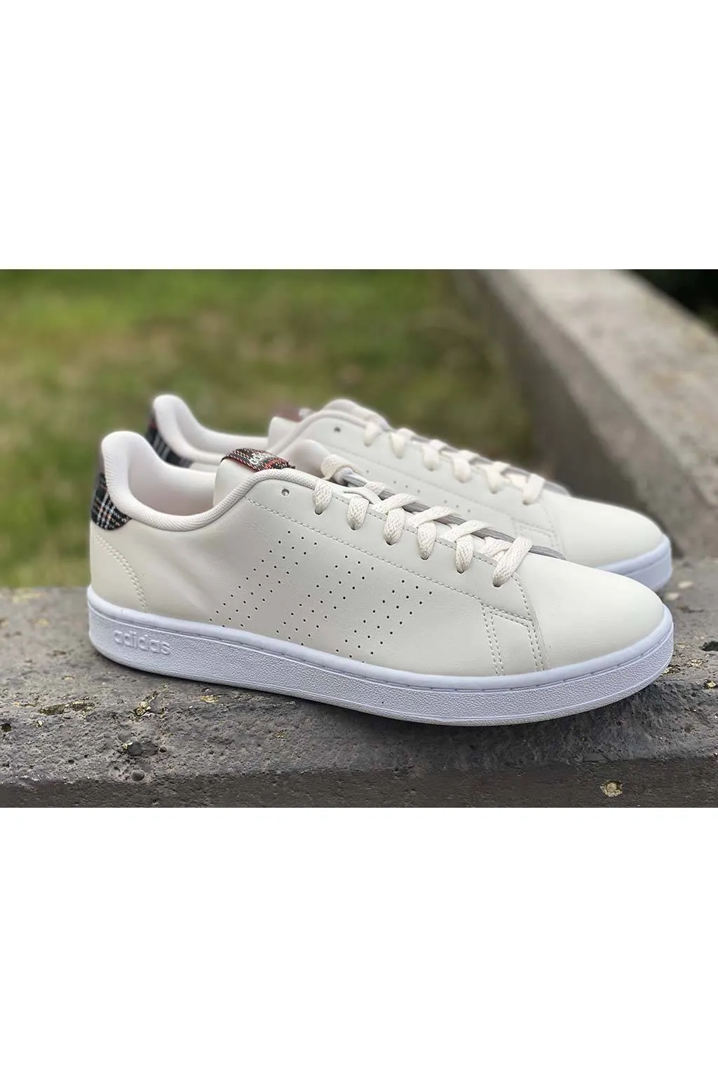 Zapatilla Adidas Advantage hq1786