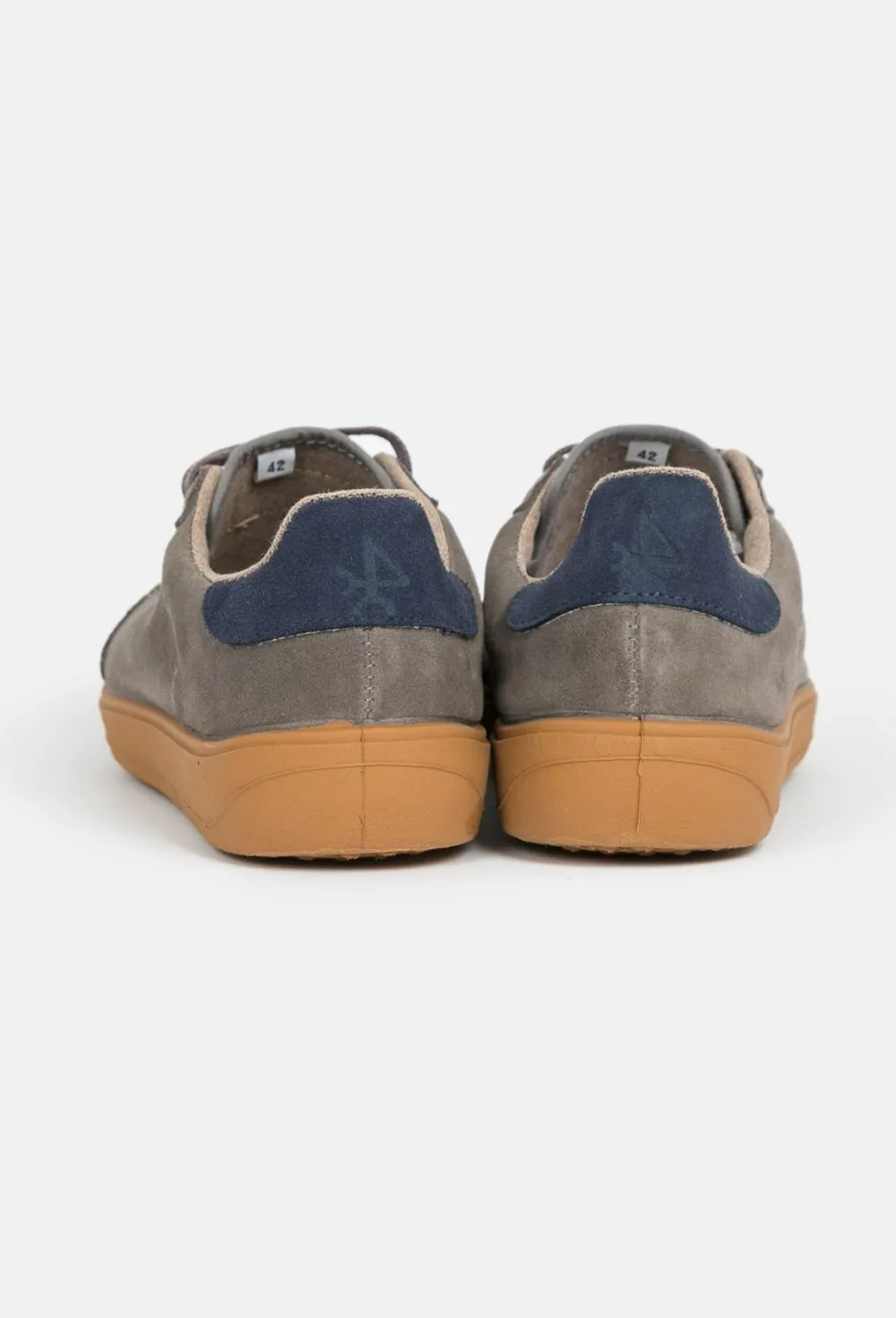 Zapatilla casual serraje bicolor gris