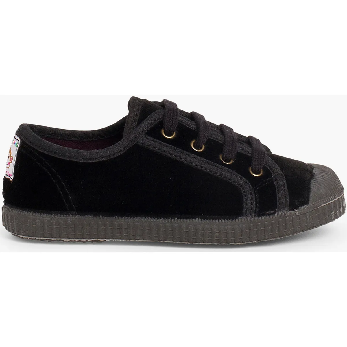 Zapatilla terciopelo con cordones