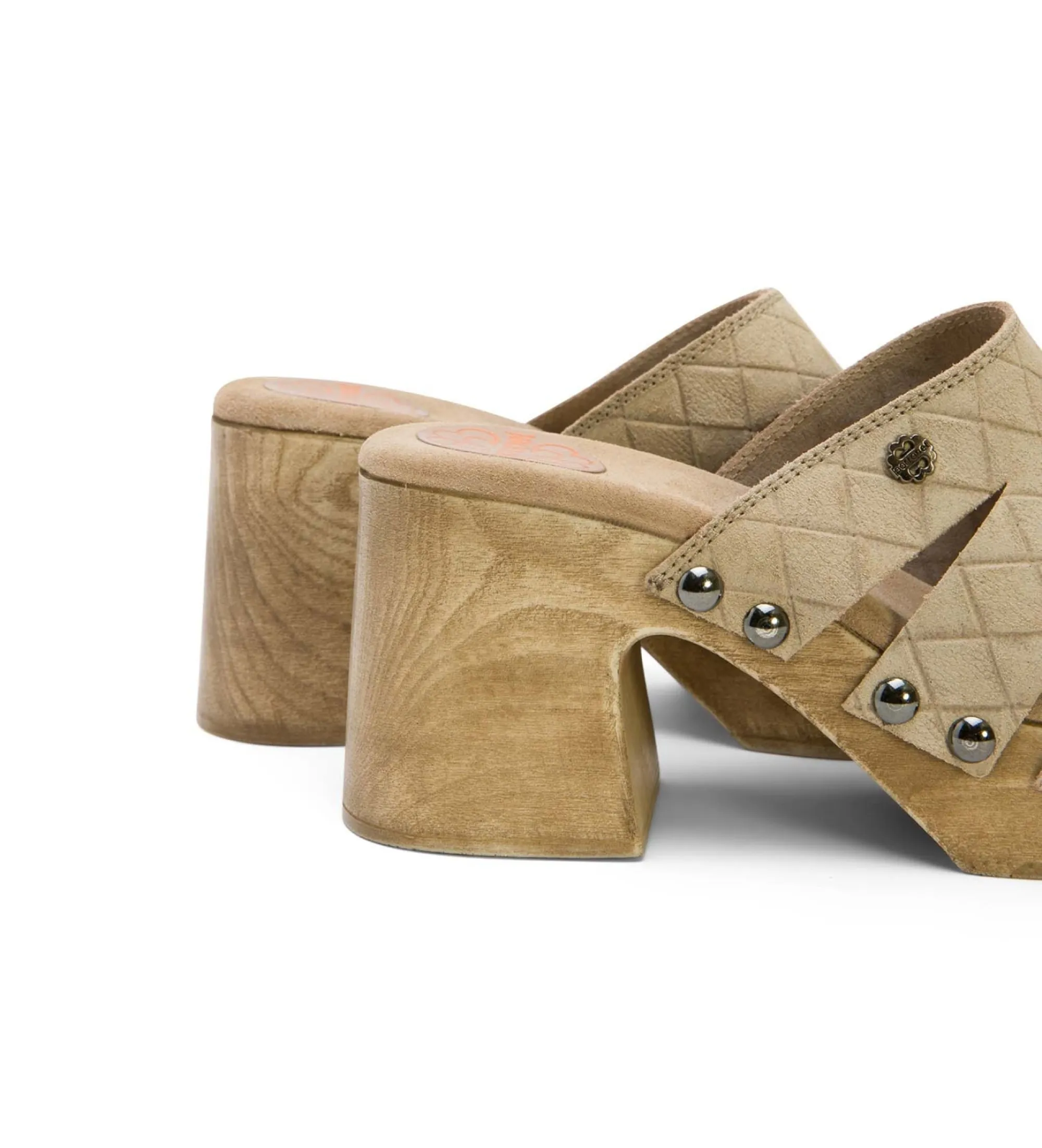 ZUECOS DE PIEL MALLA BEIGE ALTURA TACóN 8CM