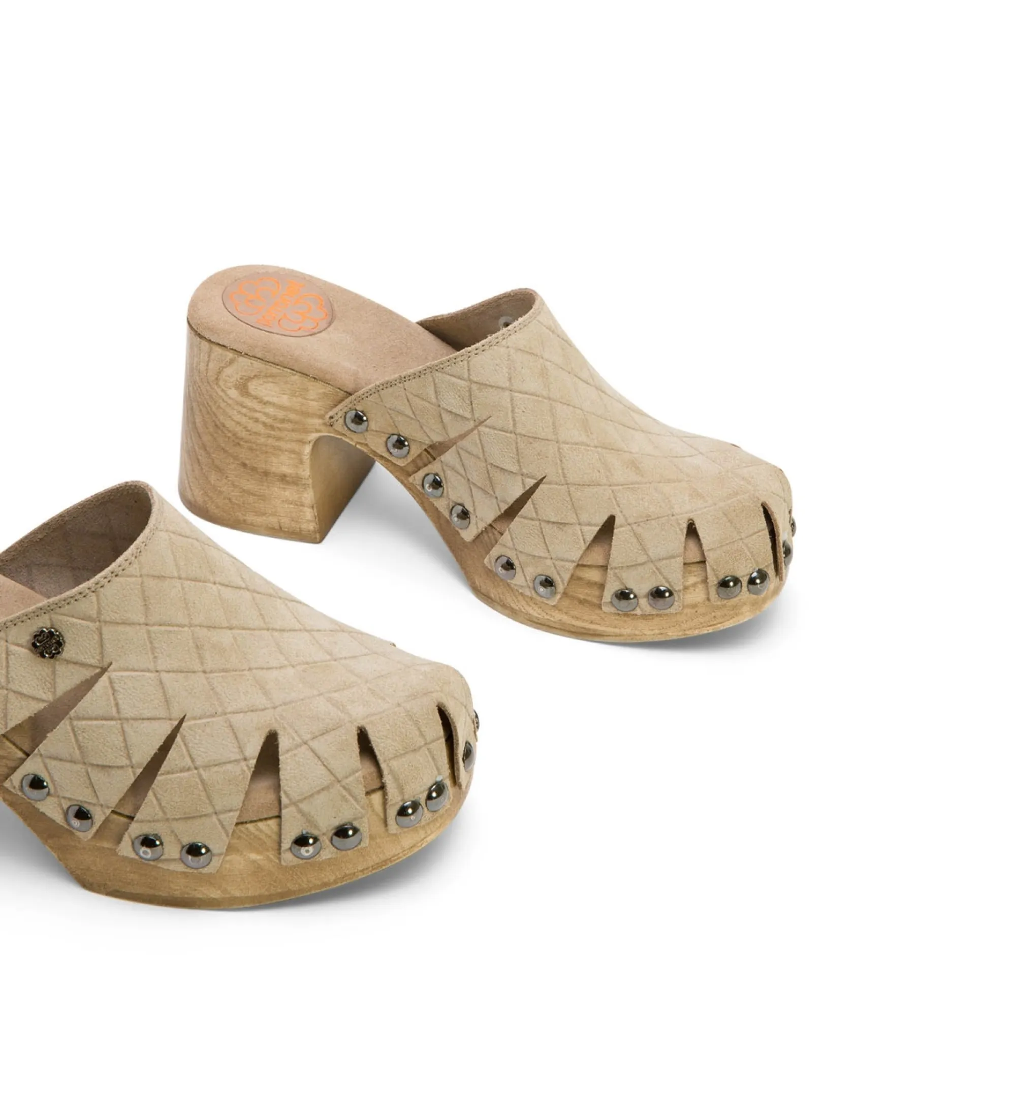 ZUECOS DE PIEL MALLA BEIGE ALTURA TACóN 8CM